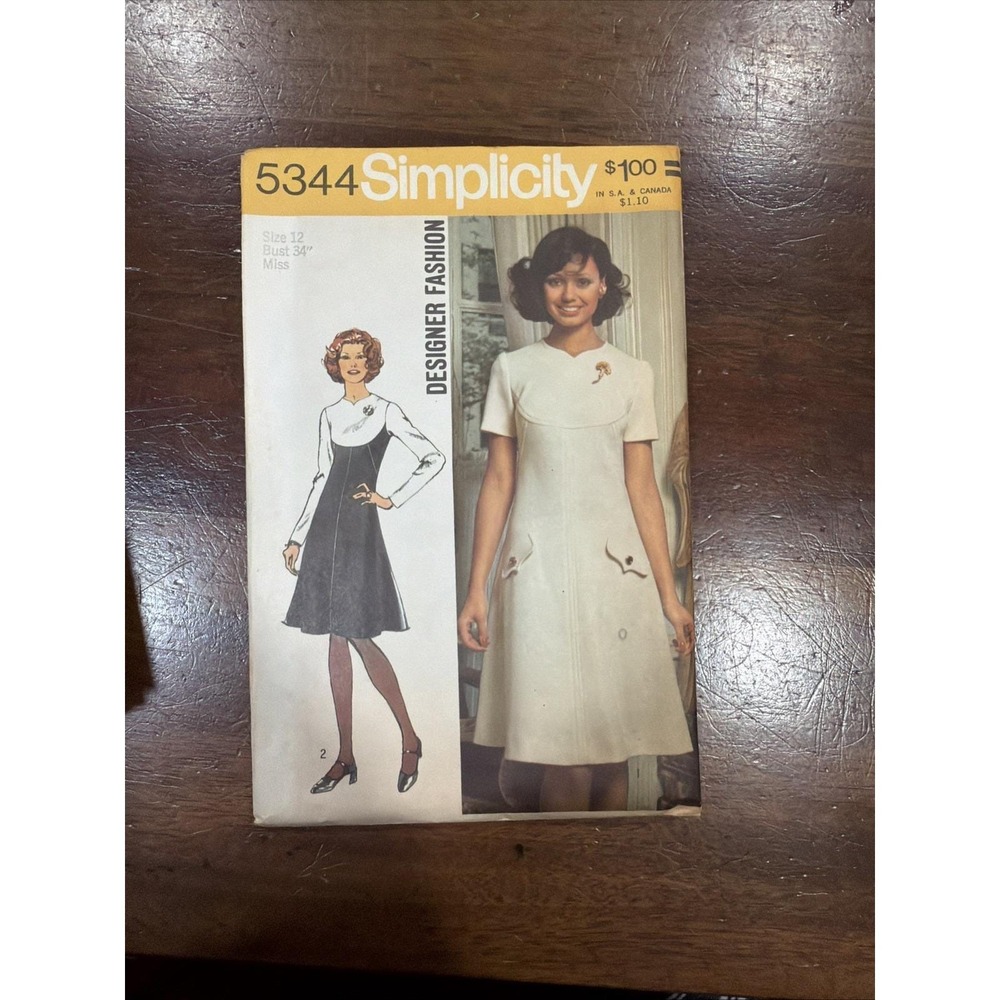 Simplicity 5344 Size 14 Misses Dress Designer Fashion 1972 vintage